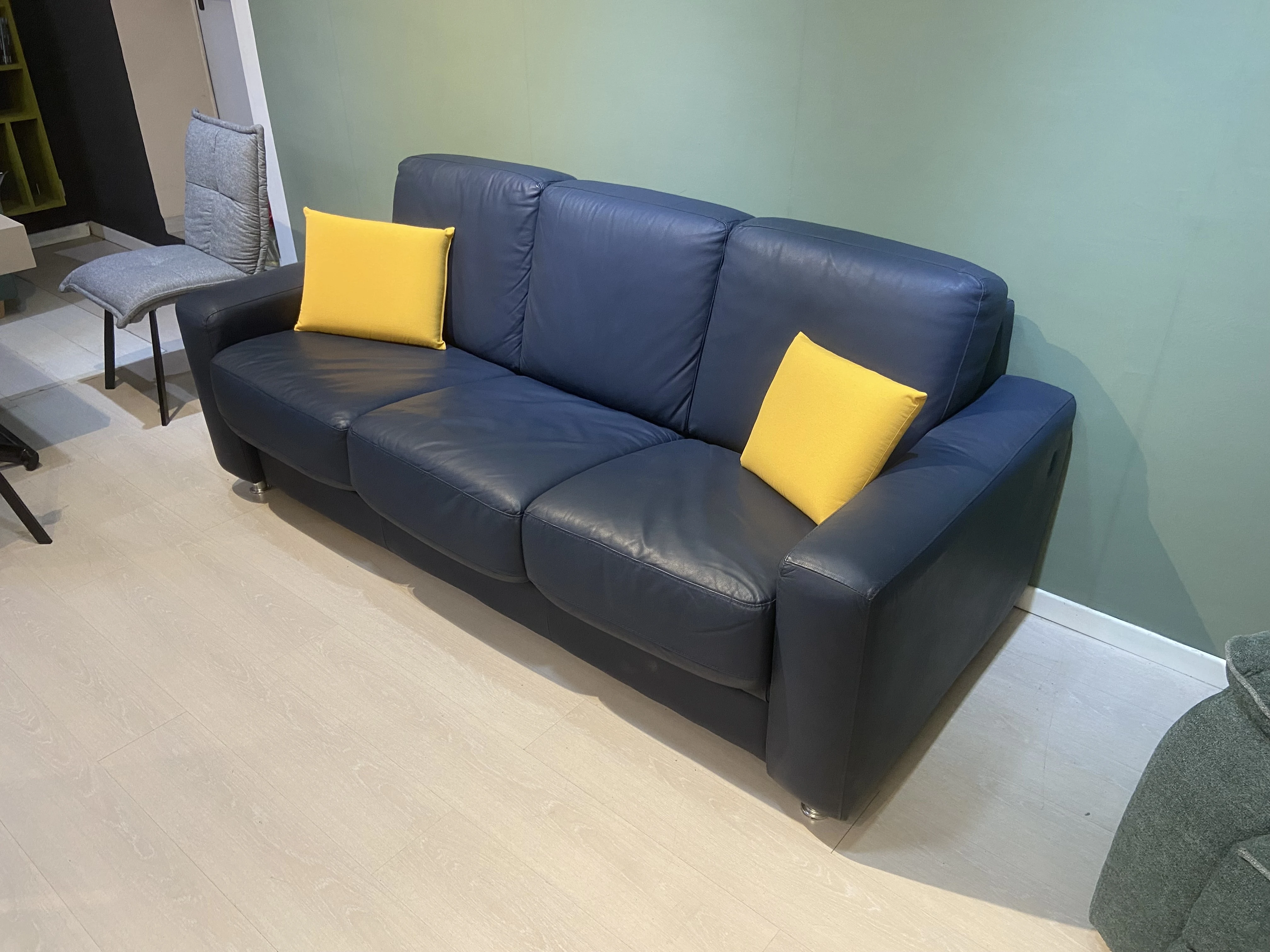 Outlet - Divano Letto in Pelle