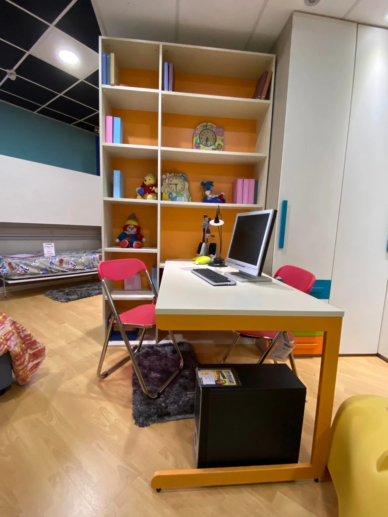 Outlet - Libreria con Scrittoio Girotondo