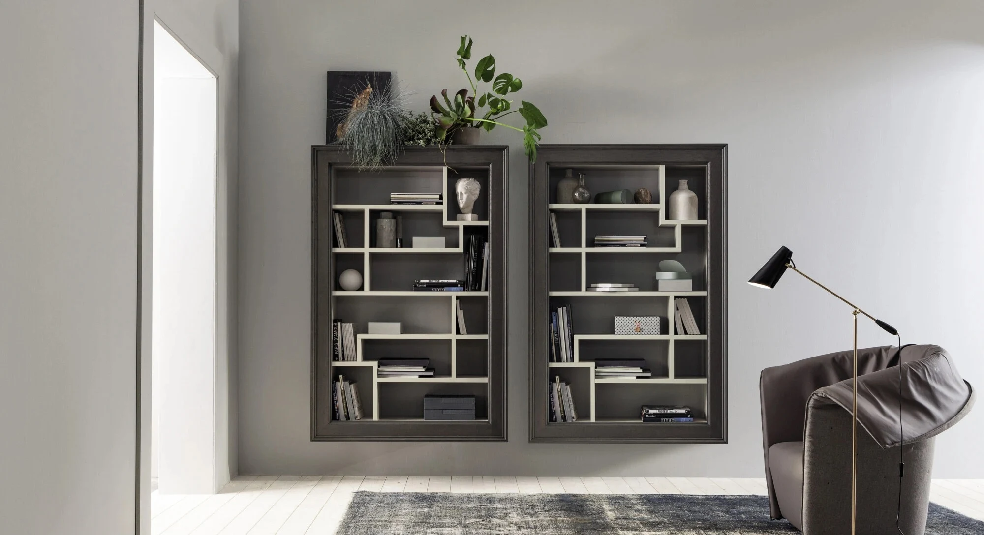 Libreria Devina Nais Lexington