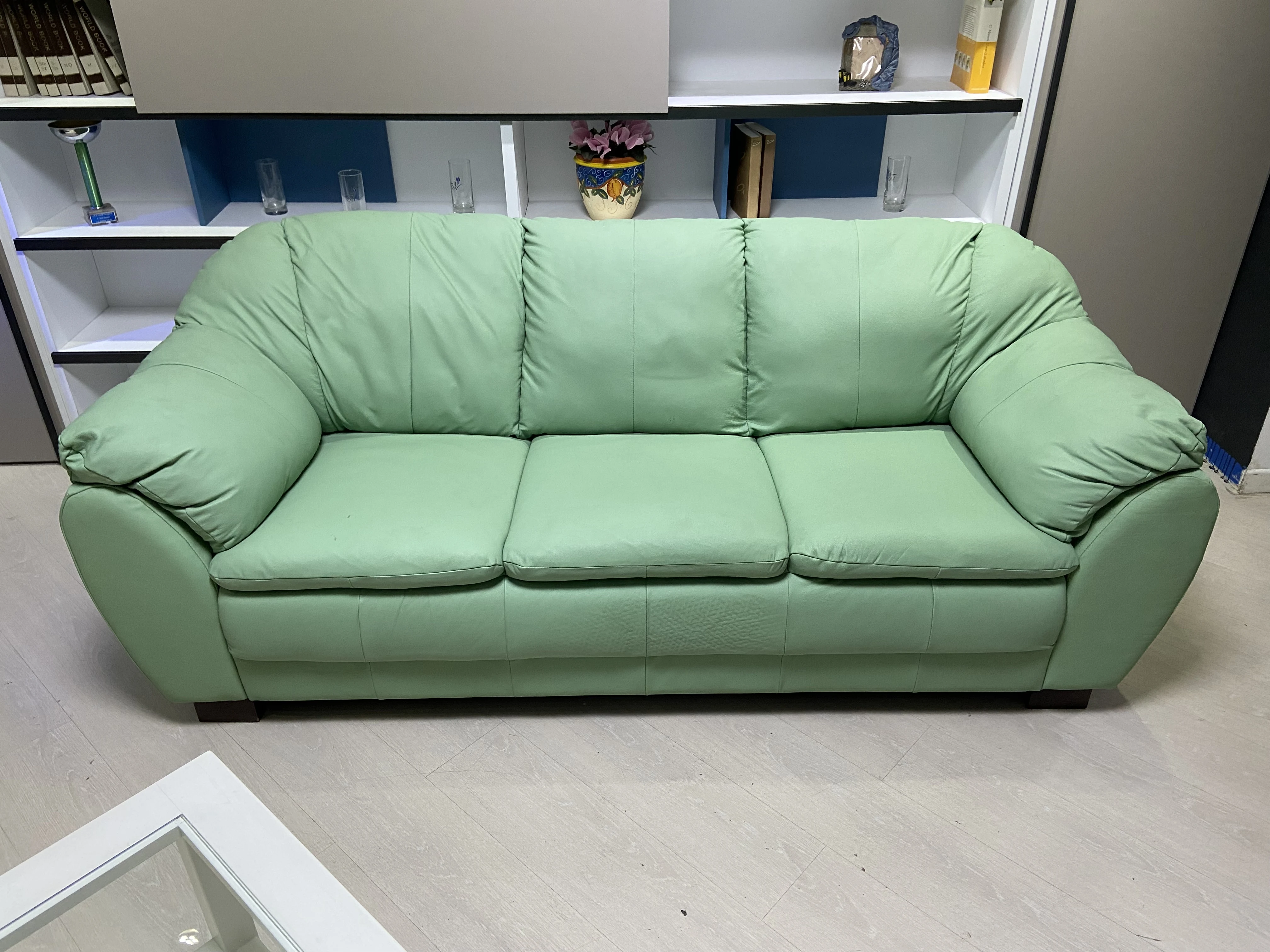 Outlet - Coppia Divani in Pelle