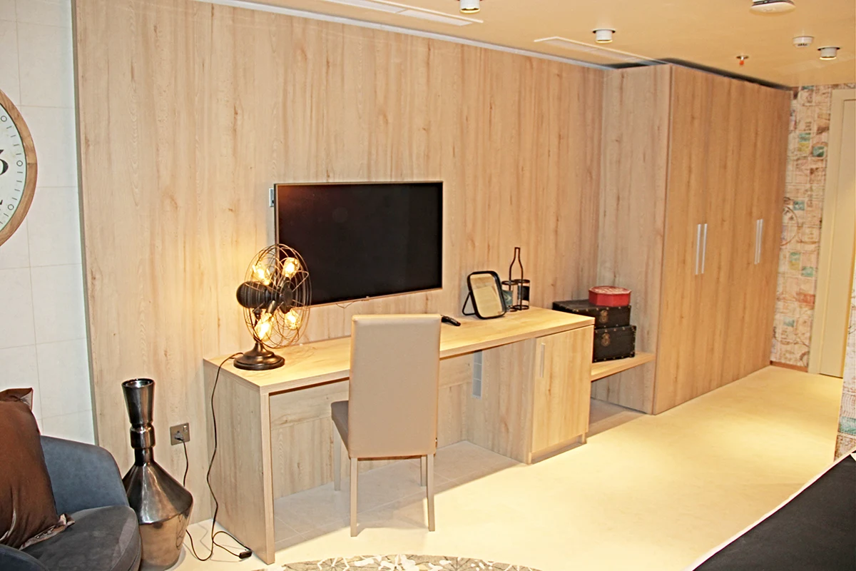 Contract: Tipologia Dubai, Emirati Arabi - A