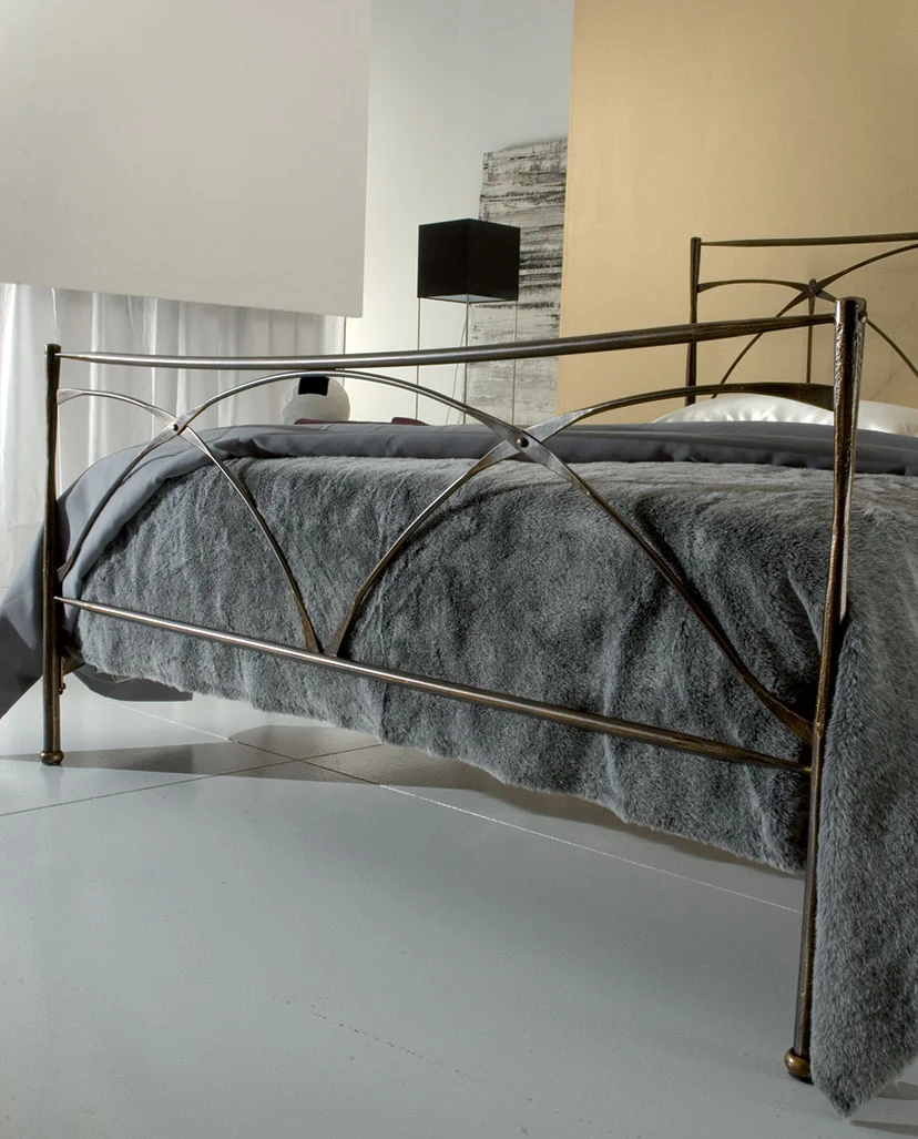 Letto Ferro Battuto Luce Pama
