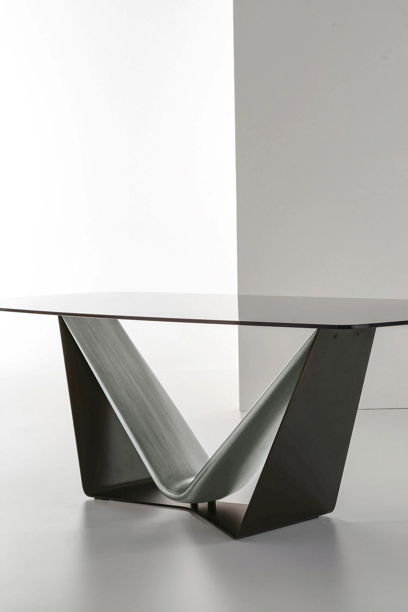 Tavolo Target Point Velar
